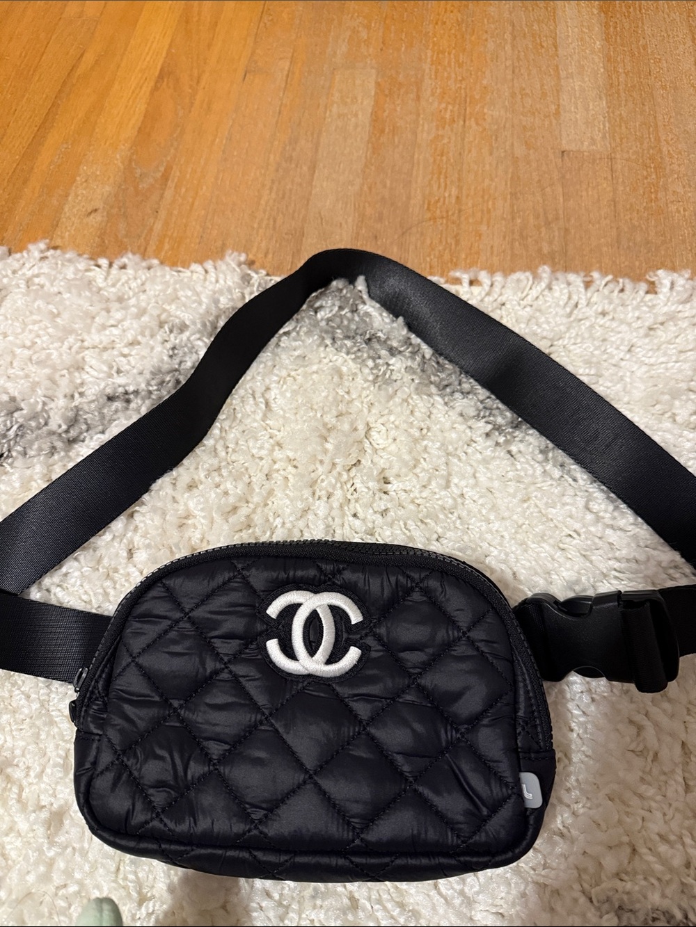 Lole Black Quilted Logo Belt Bag Crossbody bag
